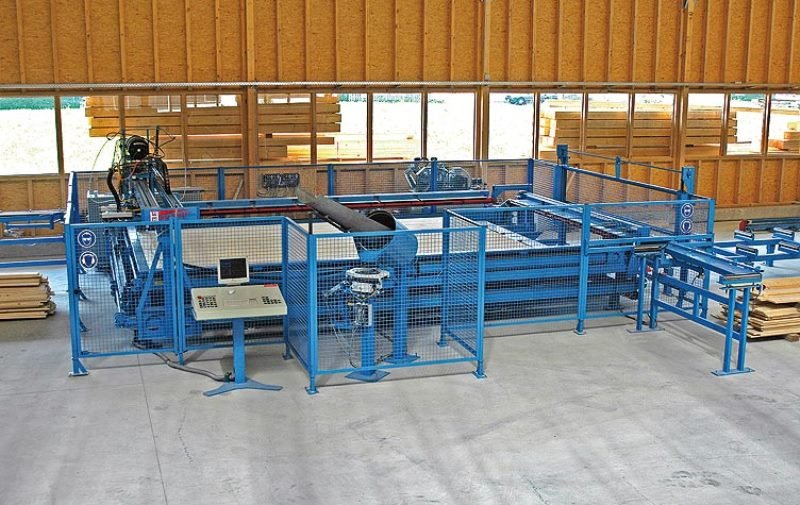 Линия изготовления стеновых деревянных панелей MHM